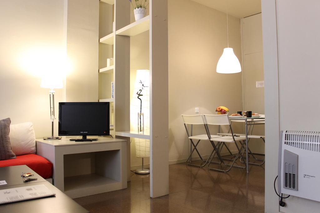 Sweet Bcn Apartments Barcelona Exterior photo