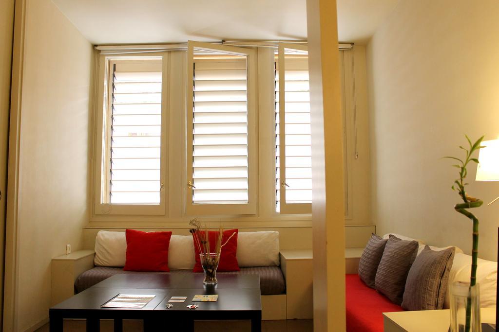 Sweet Bcn Apartments Barcelona Room photo