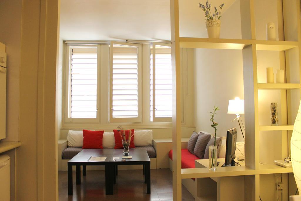 Sweet Bcn Apartments Barcelona Room photo