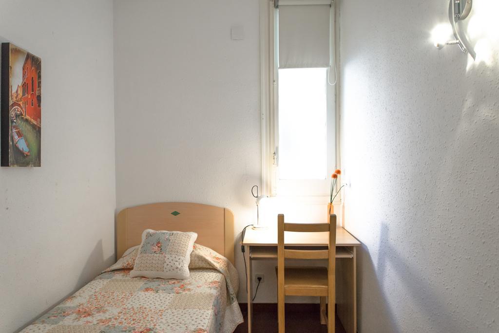Sweet Bcn Apartments Barcelona Exterior photo