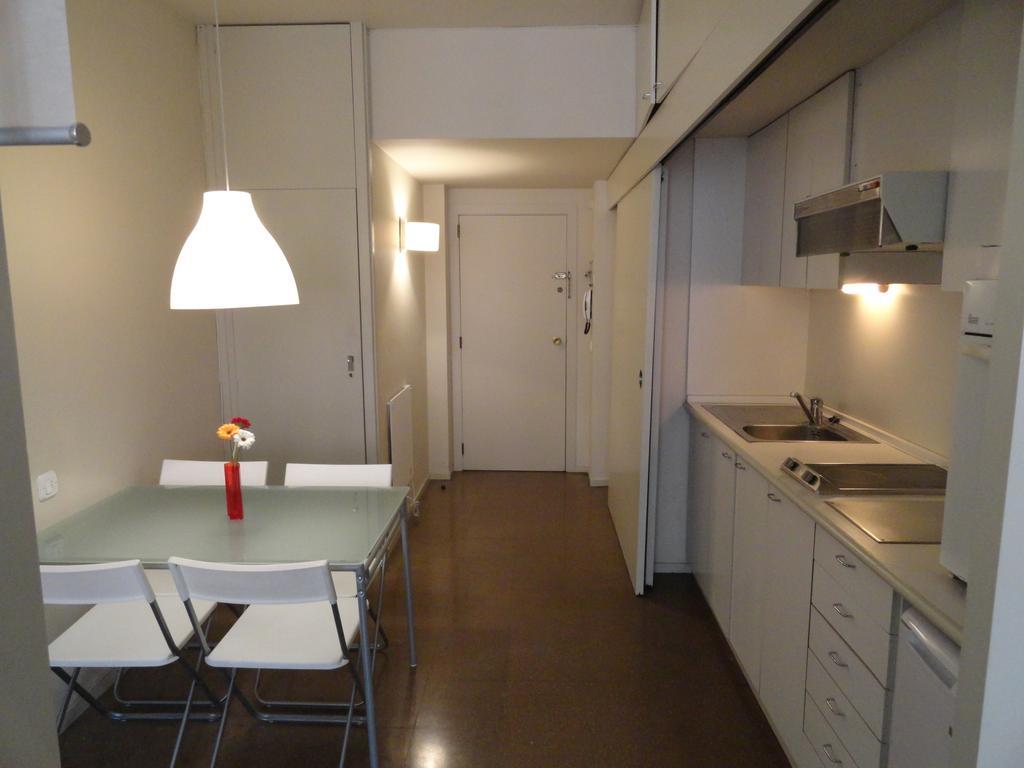 Sweet Bcn Apartments Barcelona Exterior photo