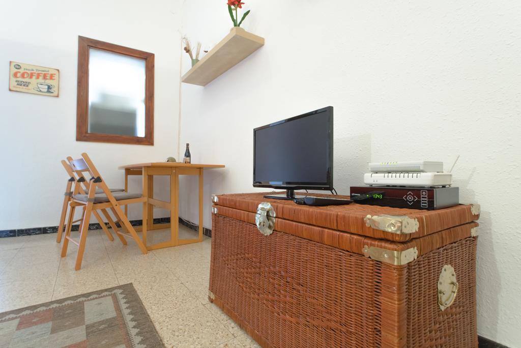 Sweet Bcn Apartments Barcelona Exterior photo