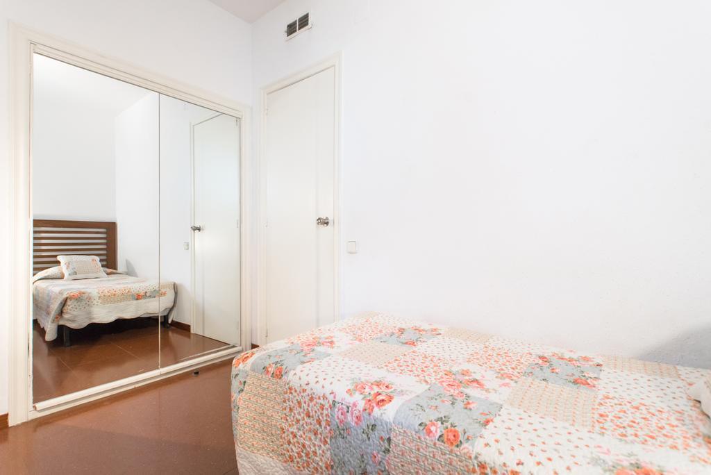 Sweet Bcn Apartments Barcelona Exterior photo